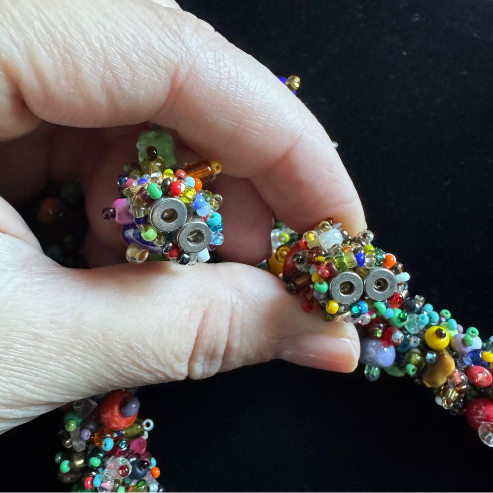 🌱 Multi-color seed necklace - Picture 5 of 6
